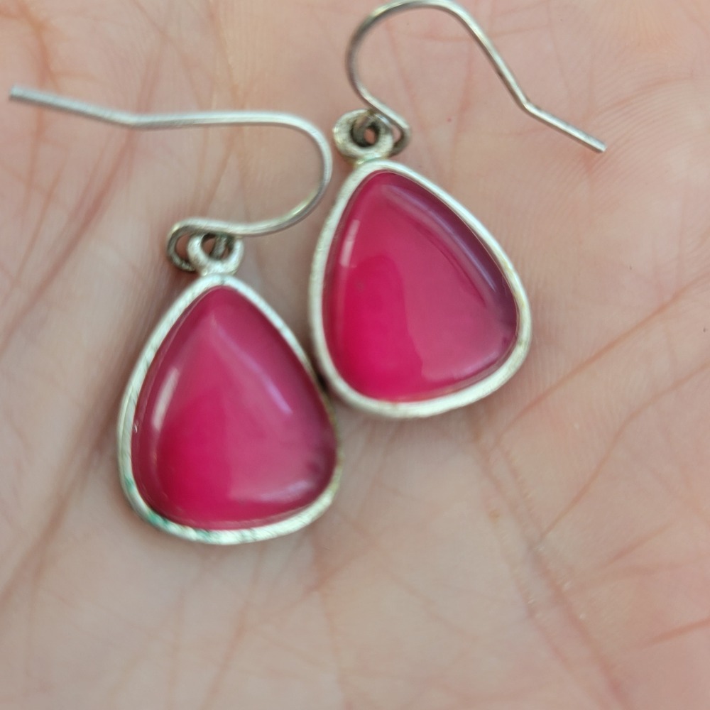 Pink Agate‎ Teardrop Drop Earrings Silver Tone Textured Back Hook Wire 1 Inch